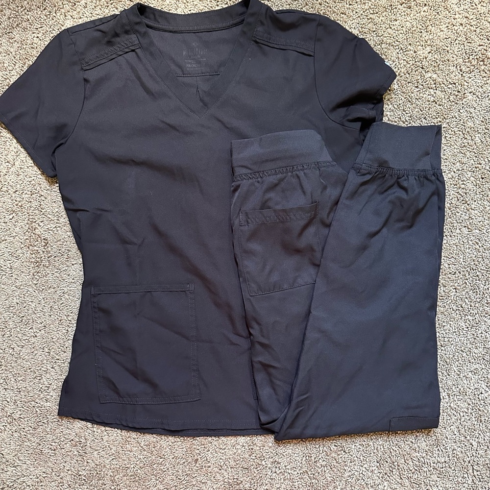 Med Couture Black Insight Scrub Set